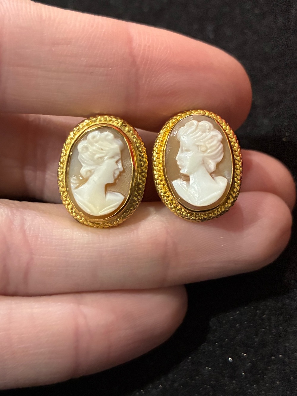 Vintage Gold Filled Carved Shell Cameo Earrings